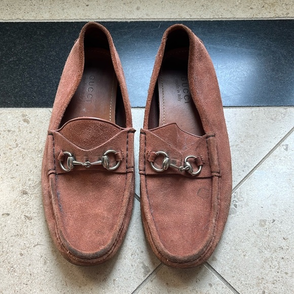 GUCCI Shoes - Picture 1 of 6